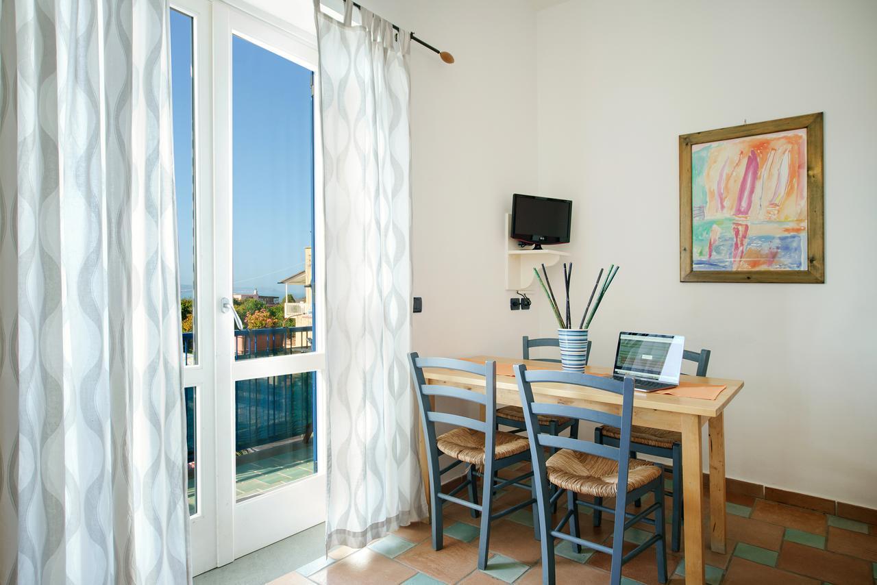 Gioia 37 Apartments Procida Luaran gambar